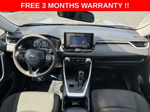 Used 2021 Toyota RAV4 XLE AWD/4WD image 36