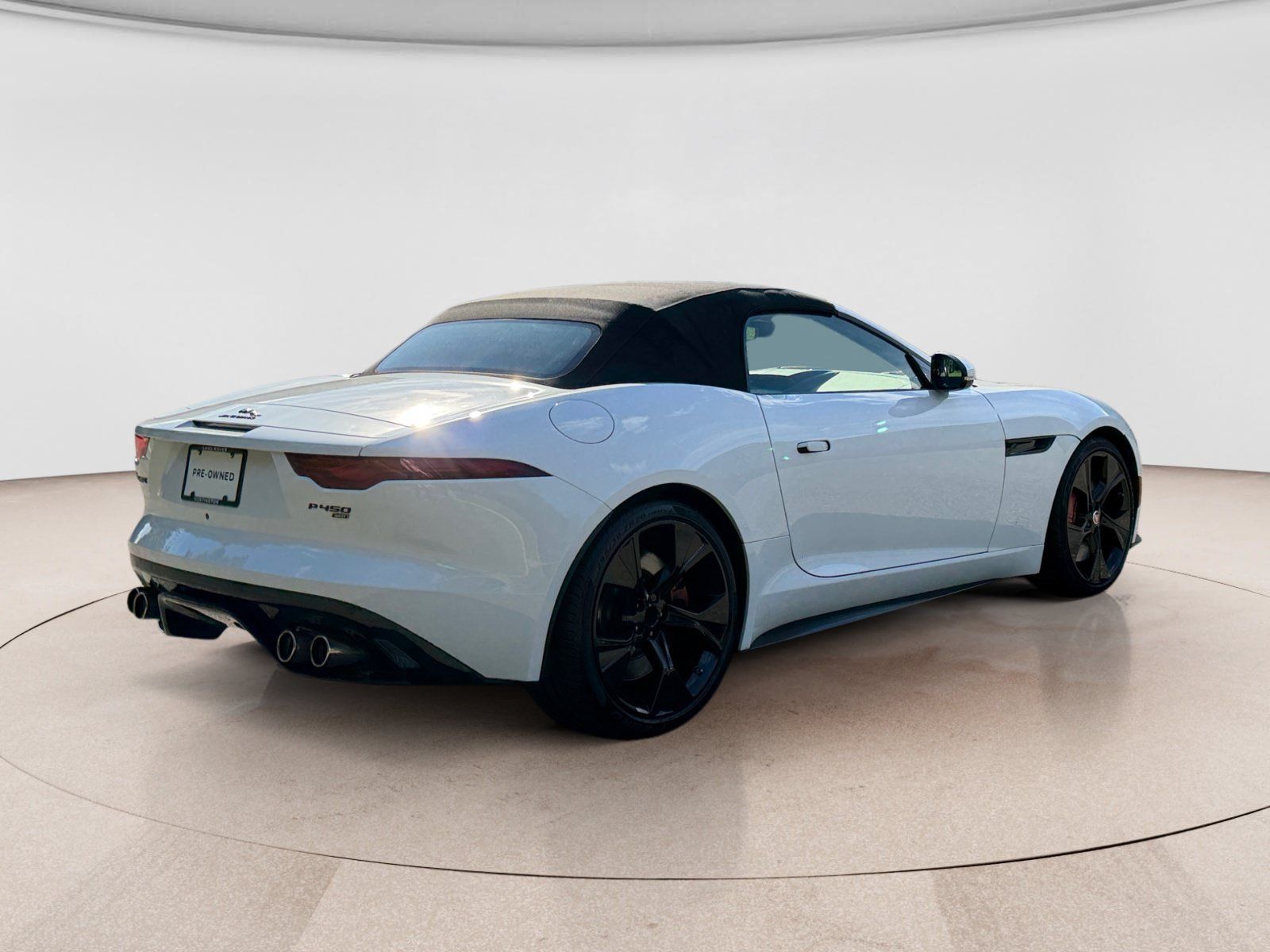 Used 2023 Jaguar F-TYPE R-Dynamic AWD/4WD image 5