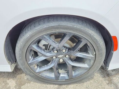 Used 2022 Dodge Charger R/T w/ Driver Convenience Group RWD image 33