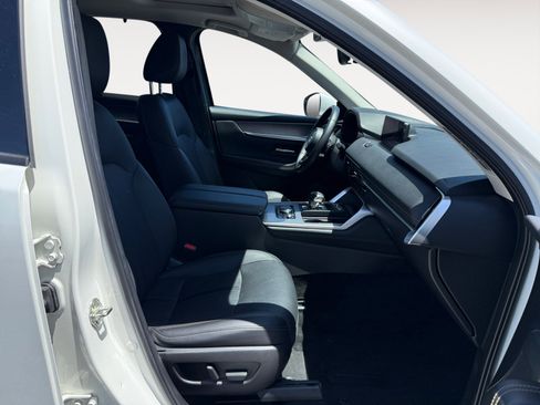 Certified 2024 MAZDA CX-90 Plug-In Hybrid w/ Preferred AWD/4WD image 19