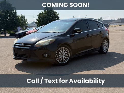 Used 2014 Ford Focus Titanium FWD image 3