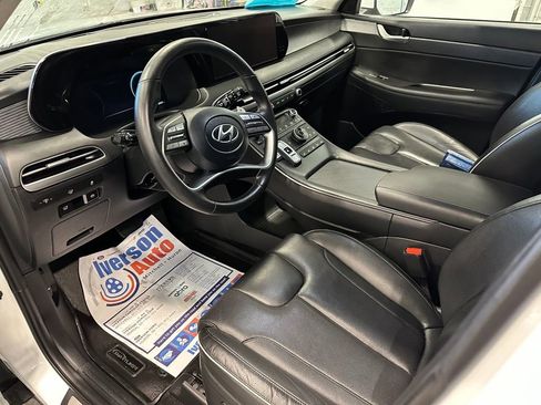 Used 2023 Hyundai Palisade Limited image 15