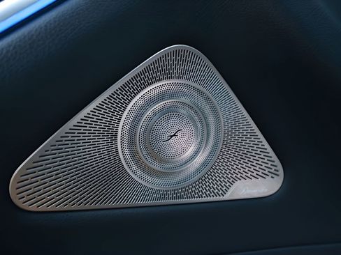 Used 2022 Mercedes-Benz S 500 4MATIC image 25