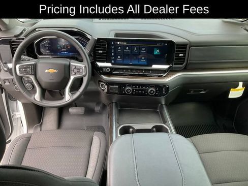 Used 2026 Chevrolet Silverado 2500 LT w/ Safety Package AWD/4WD image 4