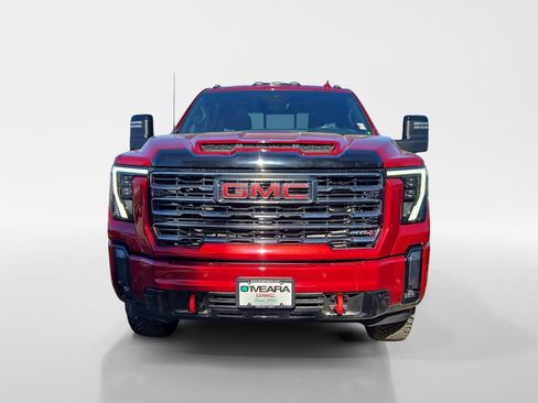 Used 2024 GMC Sierra 2500 AT4 w/ AT4 Premium Plus Package AWD/4WD image 10