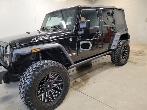 Used 2016 Jeep Wrangler Unlimited Sport w/ Quick Order Package 24S AWD/4WD image 3