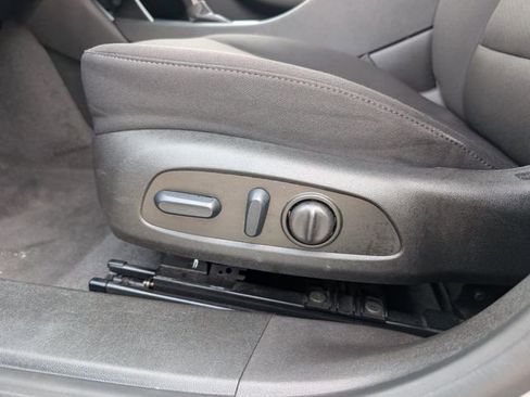 Used 2024 Chevrolet Malibu LT FWD image 22