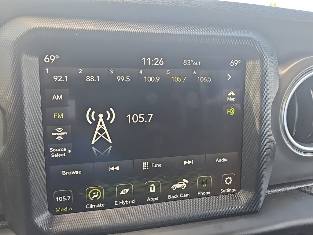 Used 2022 Jeep Wrangler Unlimited Rubicon 4xe AWD/4WD image 24