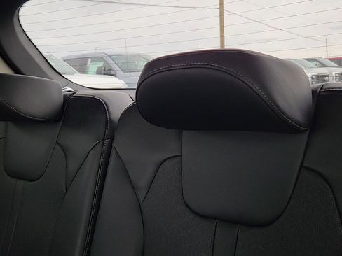 Used 2021 Kia Sorento S image 17