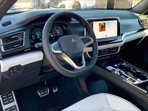 New 2025 Volkswagen Atlas Cross Sport SEL Premium R-Line image 9