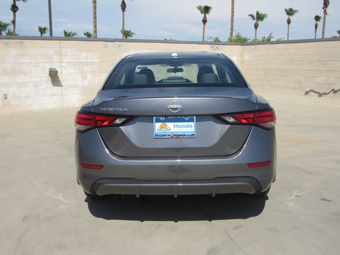 Used 2025 Nissan Sentra SV w/ All-Weather Package FWD image 7