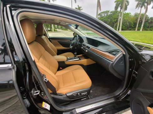 Used 2017 Lexus GS 350 w/ Preferred Accessory Package RWD image 40