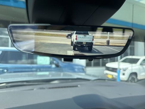 Used 2024 GMC Sierra 1500 AT4 w/ Technology Package image 16