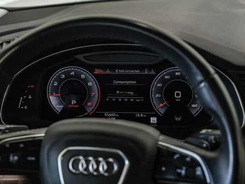 Used 2019 Audi Q8 Premium Plus w/ Premium Plus AWD/4WD image 15