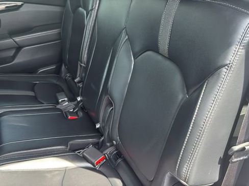 Used 2023 Honda Pilot Touring image 27