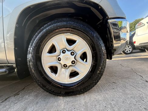Used 2016 Toyota Tundra SR5 RWD image 25