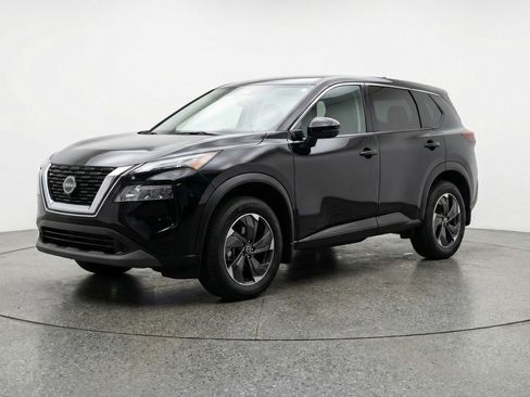 Used 2025 Nissan Rogue SV AWD/4WD image 3