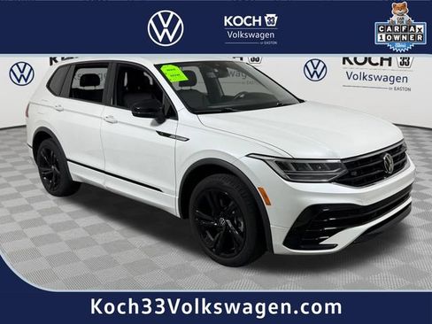 Used 2024 Volkswagen Tiguan SE R-Line AWD/4WD image 1