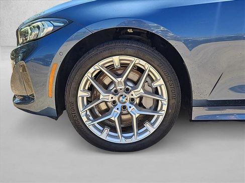 Used 2025 BMW 330i xDrive Sedan w/ Premium Package image 22