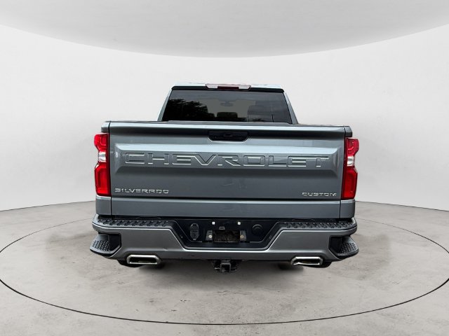 Used 2020 Chevrolet Silverado 1500 Custom w/ Custom Value Package AWD/4WD image 6