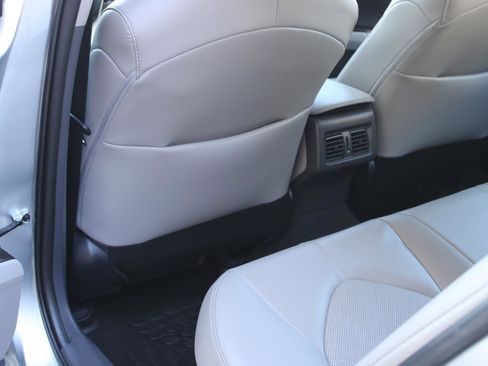 Used 2023 Toyota Camry XLE image 41