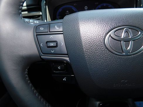 Used 2025 Toyota Camry XSE w/ Premium Package FWD image 26