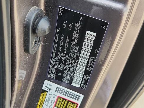 Used 2021 Toyota Sienna XLE image 27