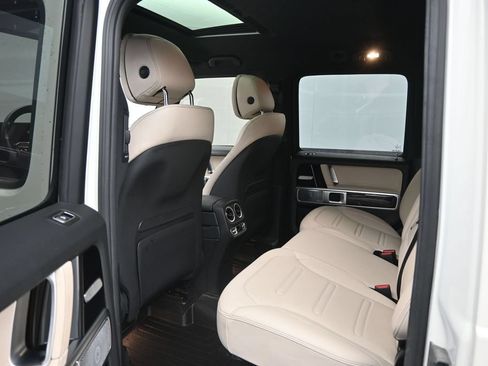 Used 2021 Mercedes-Benz G 550 image 25