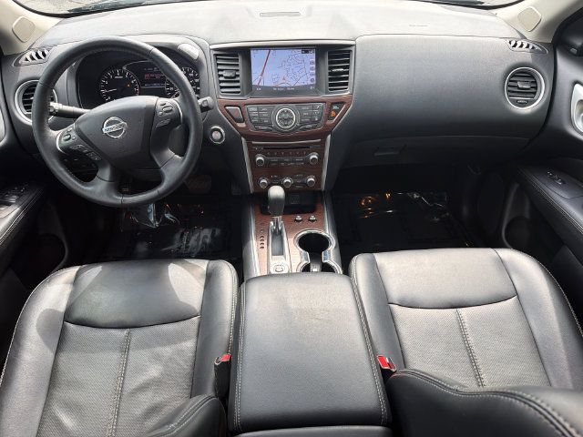 Used 2019 Nissan Pathfinder Platinum AWD/4WD image 25