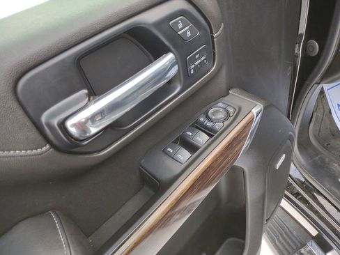 Used 2022 Chevrolet Silverado 3500 High Country image 11