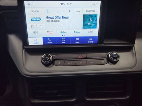 Used 2024 Ford Maverick Lariat AWD/4WD image 5