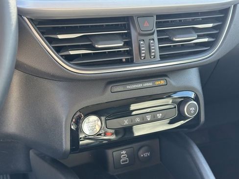 Used 2025 Ford Escape Platinum image 10