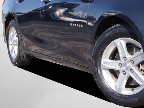 Used 2020 Chevrolet Malibu LS FWD image 3