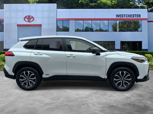 Used 2024 Toyota Corolla Cross S image 2