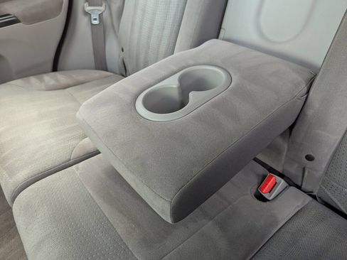 Used 2012 Honda CR-V EX image 39
