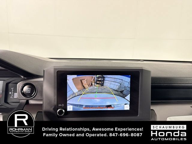 Used 2024 Toyota Tacoma SR5 AWD/4WD image 8