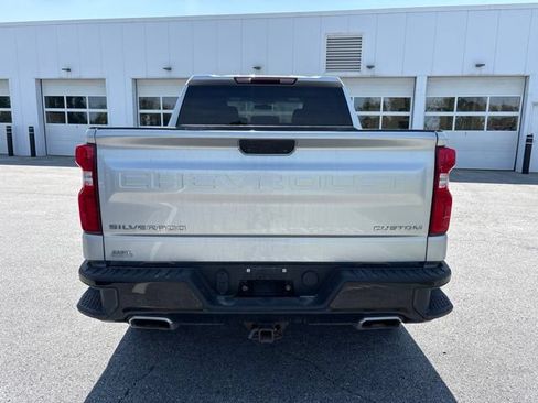 Used 2020 Chevrolet Silverado 1500 Custom Trail Boss w/ Custom Convenience Package AWD/4WD image 3