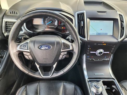 Used 2020 Ford Edge Titanium w/ Equipment Group 301A image 27