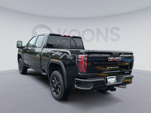 New 2026 GMC Sierra 2500 AT4 w/ Technology Package AWD/4WD image 4