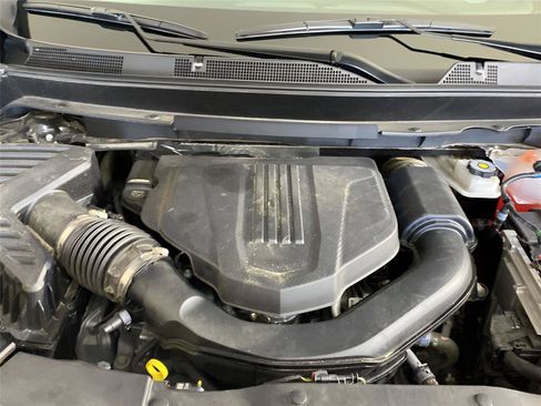 Used 2024 GMC Acadia Elevation FWD image 9