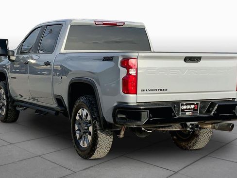 Used 2024 Chevrolet Silverado 2500 Custom w/ Custom Value Package AWD/4WD image 12