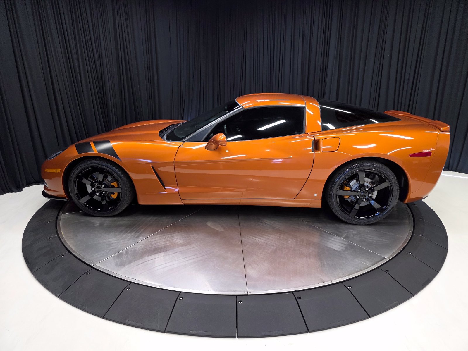 Used 2008 Chevrolet Corvette Coupe w/ Preferred Equipment Group RWD image 10