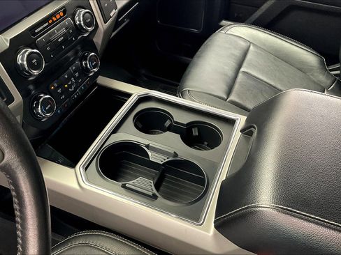 Used 2020 Ford F250 Lariat w/ Lariat Value Package image 16