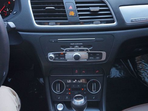 Used 2018 Audi Q3 2.0T Premium Plus image 30