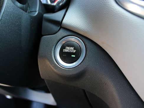 Used 2019 Chevrolet Equinox LT AWD/4WD image 18