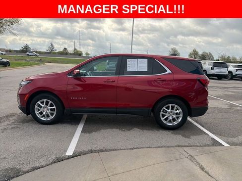 Used 2024 Chevrolet Equinox LT w/ LPO, Floor Liner Package FWD image 6