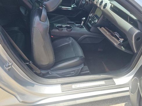 Used 2020 Ford Mustang Premium RWD image 15