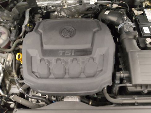 Used 2022 Volkswagen Tiguan S FWD image 30