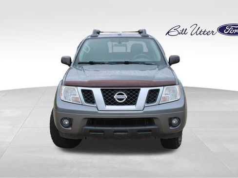 Used 2017 Nissan Frontier Desert Runner RWD image 2