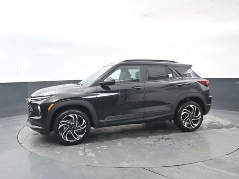 New 2026 Chevrolet TrailBlazer RS w/ Convenience Package image 2